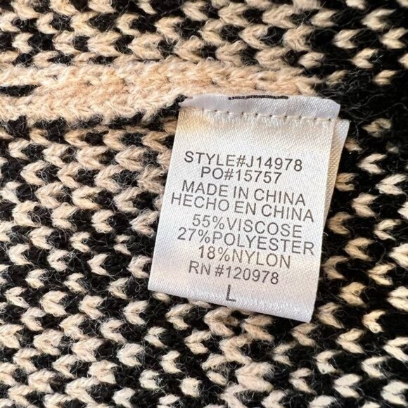 Entro Black Fringed Open Front Wrap w/ Animal Print and Arm Holes Size Large - Picture 11 of 11